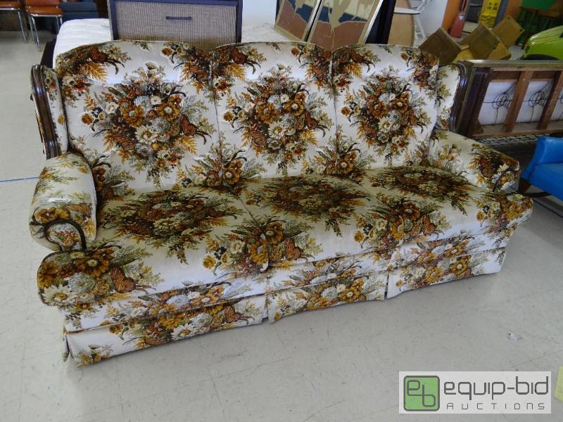 lot 2094 image: Vintage harvest sofa....