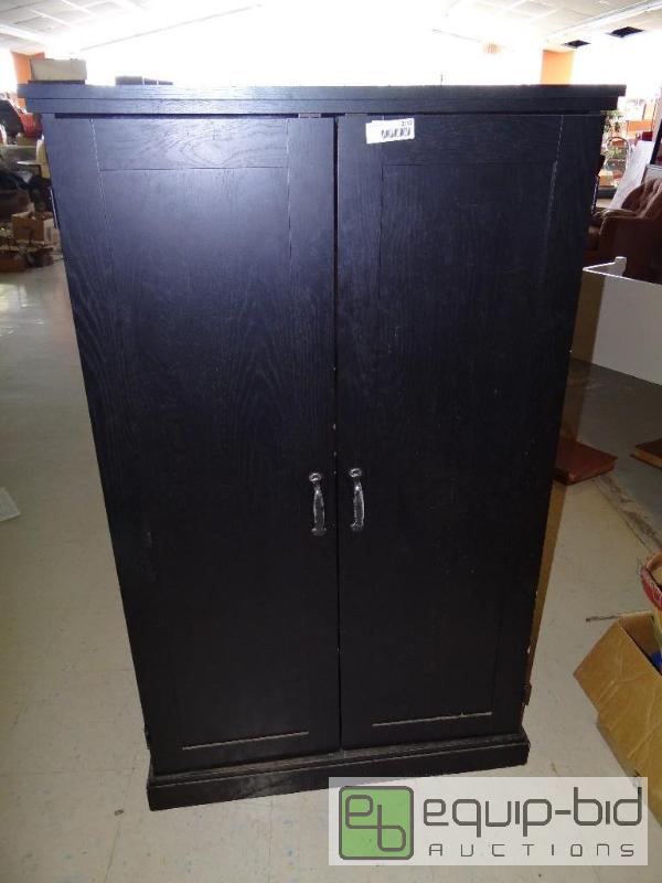 lot 2112 image: Nice looking computer armoire. 2 doors....