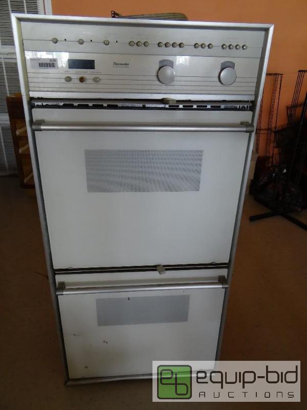 lot 2114 image: Thermador&nbspdouble wall ovens. Electric....
