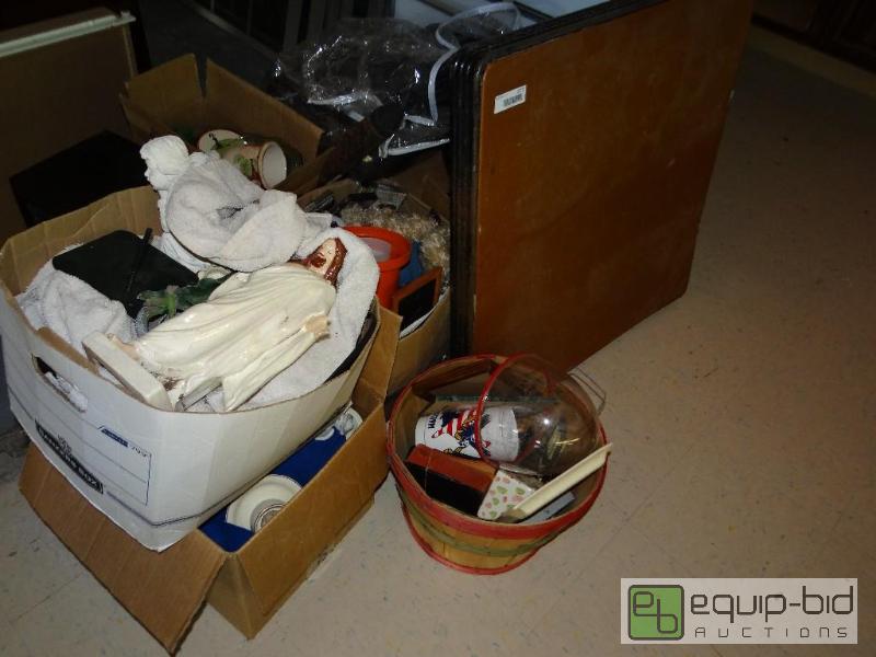 lot 2117 image: Card table and misc boxes of collectibles and...