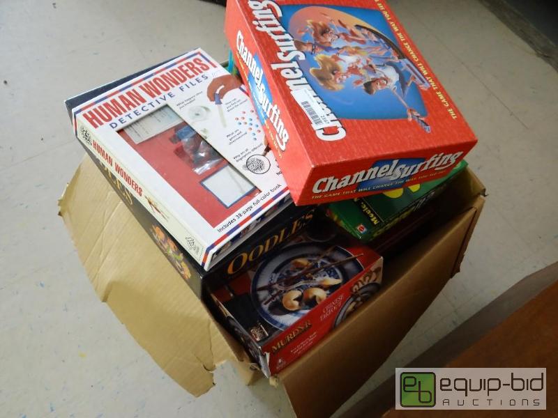 lot 2167 image: Large lot of various board games....