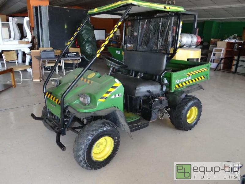 lot 2227 image: Kawasaki Mule 550 with utility bed.  Gas moto...