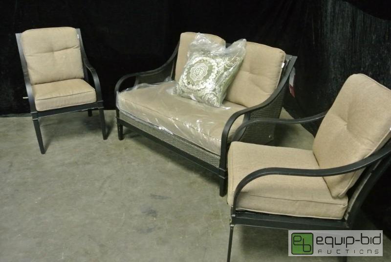 lot 753 image: Charlotte 3pc Outdoor Lounge Set