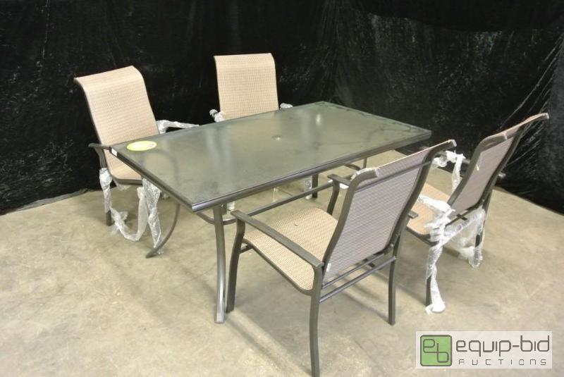 lot 760 image: Garden Oasis Harrison 5pc Outdoor  Bar Set