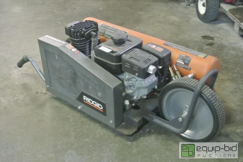lot 572 image: Rigid 8 Gallon Gas Powered Portable Compressor