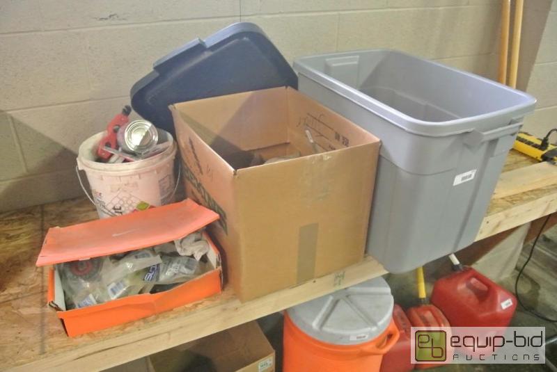 lot 577 image: Assortment of Plumbing Supplies