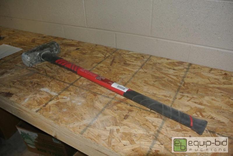 lot 581 image: Husky 16lb Sledge
