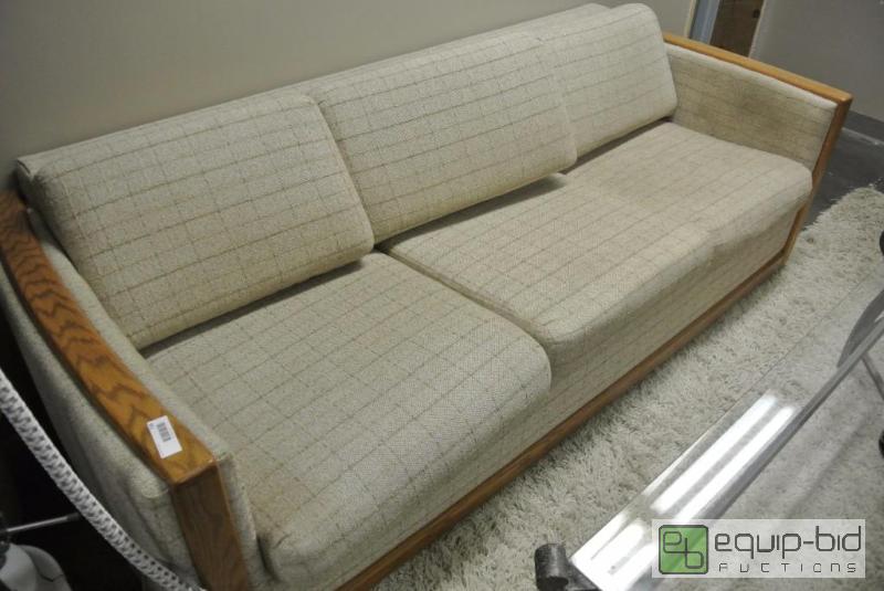 lot 726 image: Hide-a-Bed Sofa
