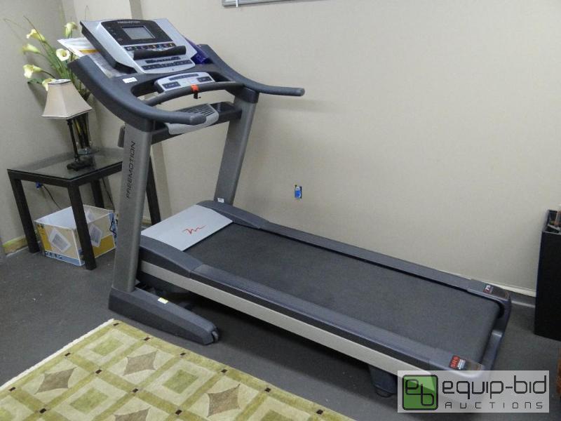 lot 9003 image: Icon Fitness Free Motion Treadmill