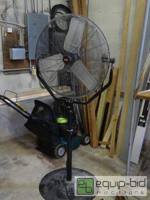 lot 9008 image: Standing Shop Fan