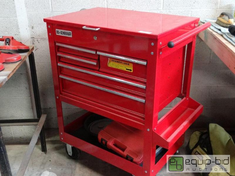 lot 9026 image: US General Pro Five Drawer Industrial Roller Cart