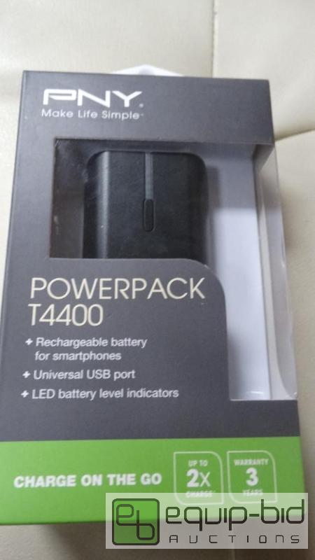 lot 537 image: PNY Powerpack t4400 Charging Battery
