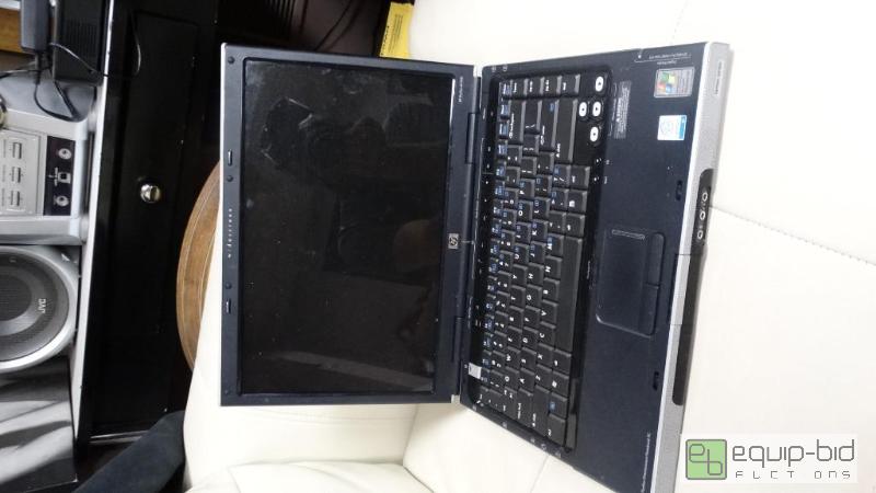 lot 556 image: HP Pavillon Dv1000 Laptop PC