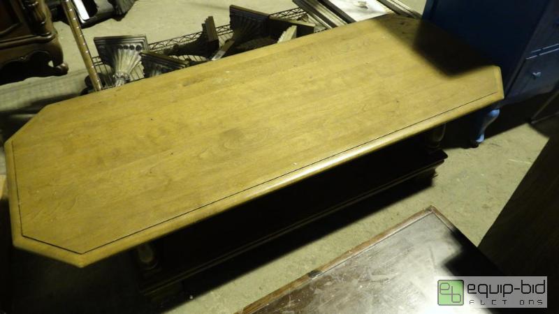 lot 619 image: Solid Wood Classic Central Coffee Table