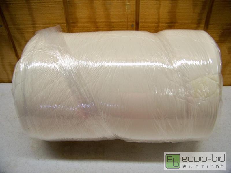 lot 1004 image: Memory Foam Solutions Mattress Topper