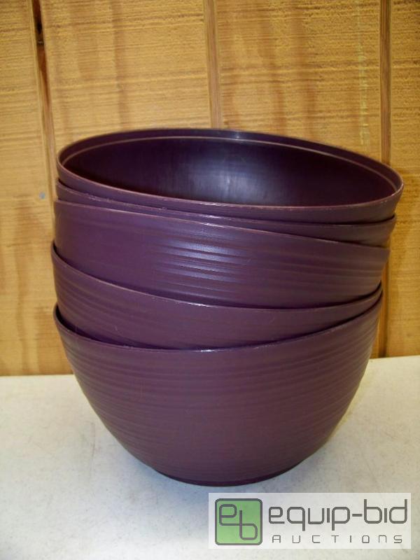 lot 1100 image: 5 New Garden Scene 12 Dura Cotta Plant Bowl Exotica