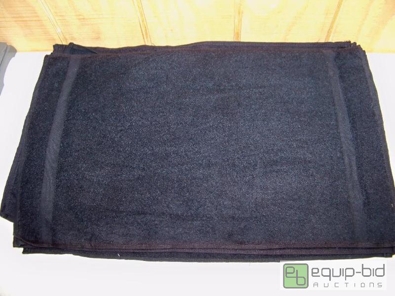lot 1119 image: 12 New Black Oxford Hand Towels