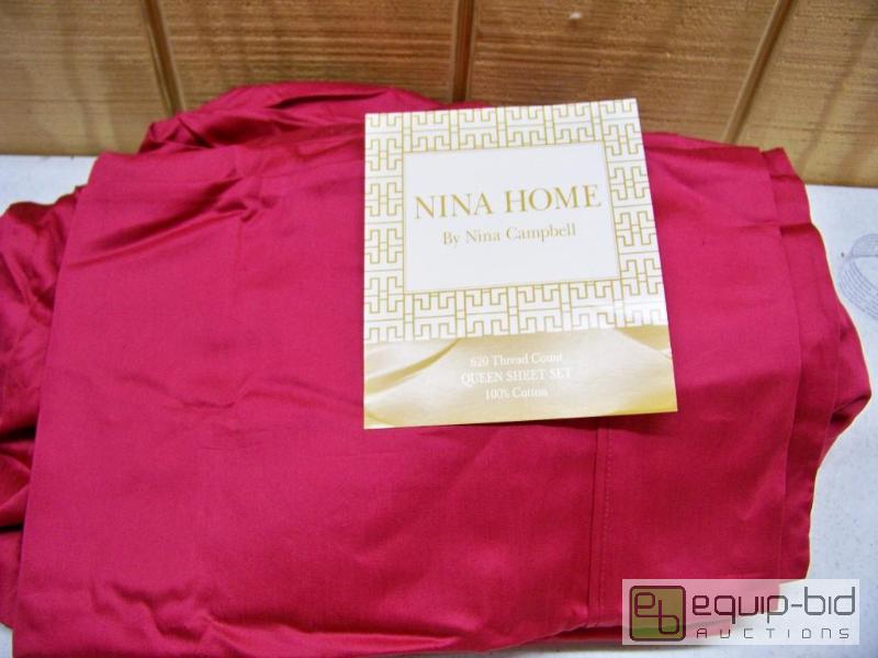 lot 1130 image: Nina Home by Nina Campbell Queen Size Sheet Set