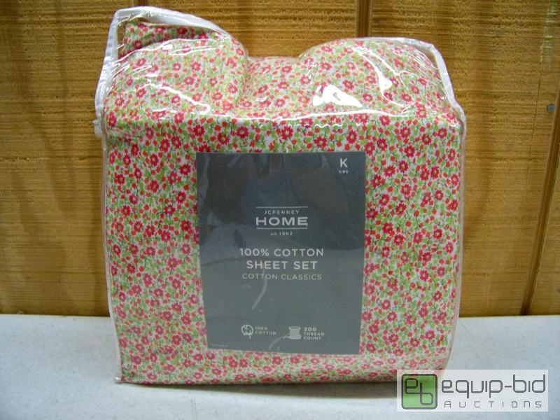 lot 1147 image: JC Penney Home Cotton Classics Sheet Set King
