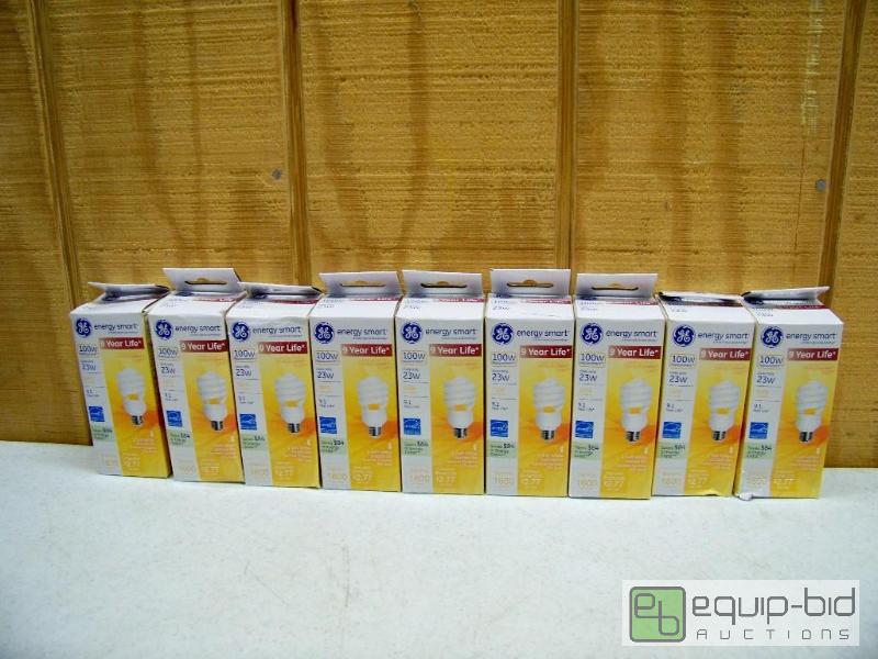 lot 1295 image: Case of 9 GE Energy Smart 23W bulbs