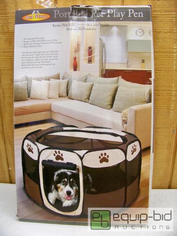 lot 1301 image: Pet Store Portable Pet Play Pen