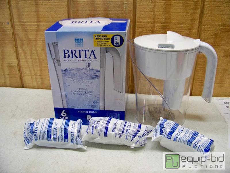 lot 1339 image: Brita Classic Model 6 Cup Water Filter Pitcher