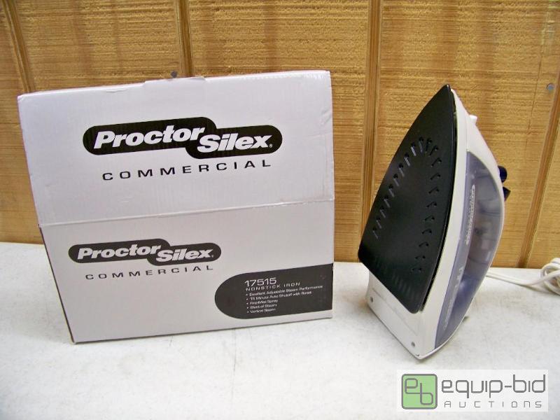 lot 1348 image: Proctor-Silex 17515 Nonstick Commercial Steam Iron