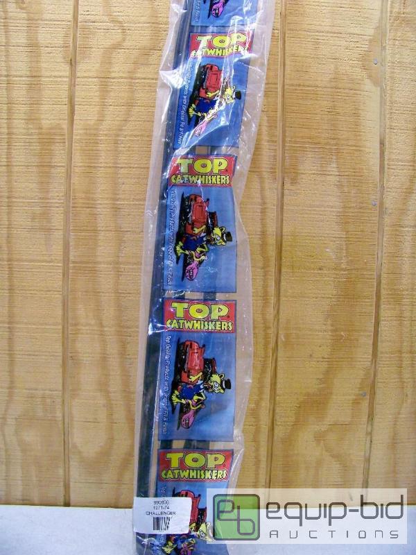 lot 1380 image: Top Catwhiskers Window Kit for 1971-74 Challenger