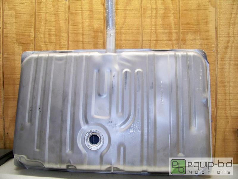 lot 1382 image: Fuel Tank for 1971-1972 Chevelle or Monte Carlo