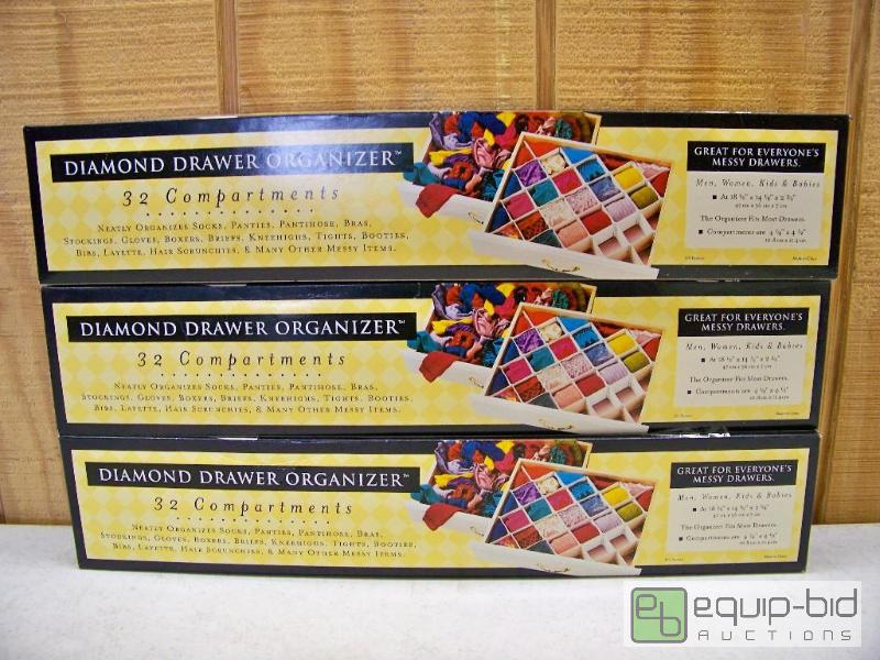 lot 1388 image: Lot of 3 Diamond Drawer Organizers - 32 Compartments
