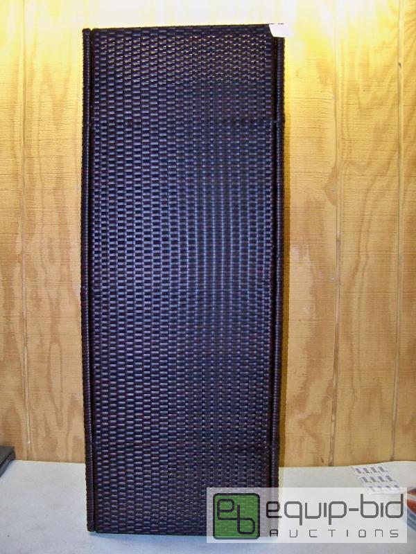 lot 1437 image: Divider Plant Stand