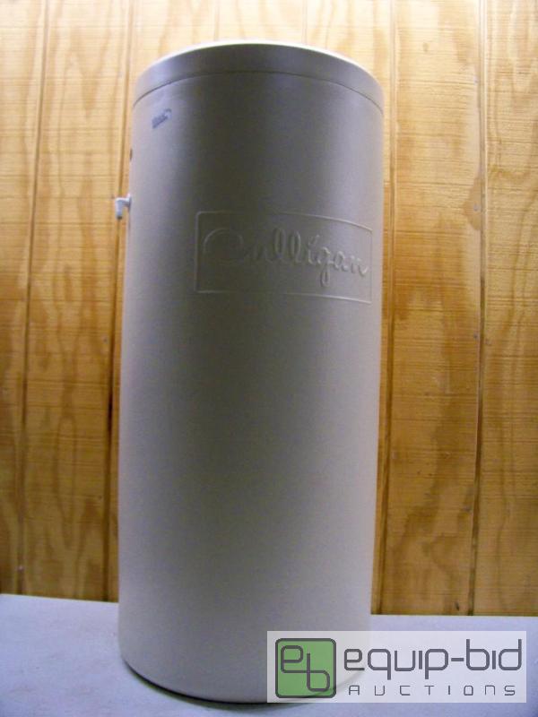 lot 1454 image: Culligan Water Softenter Tank