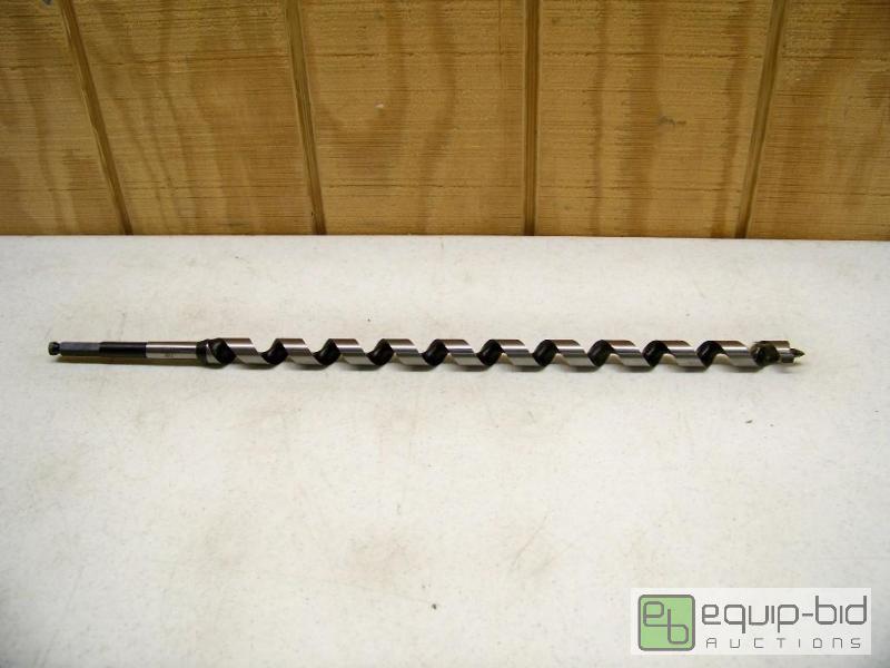 lot 1460 image: 78 x 18 Wood Auger Bit