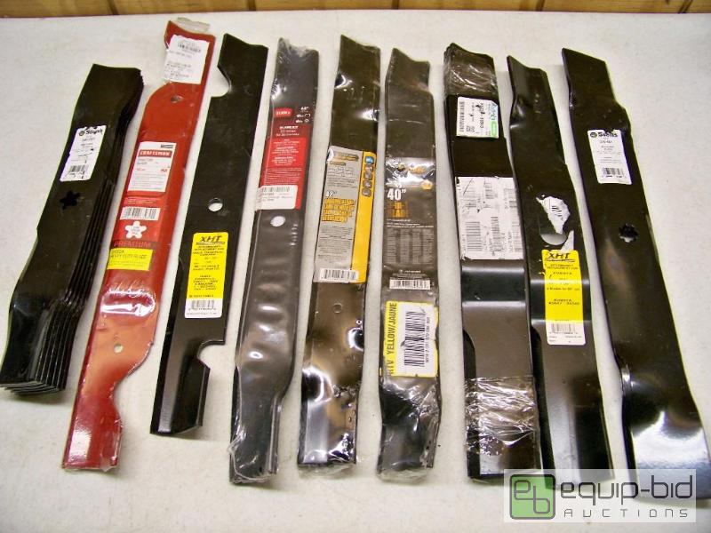 lot 1475 image: Lawnmower Blades