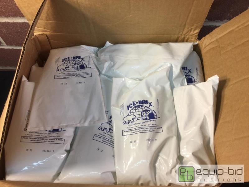 lot 3065 image: Polar Tech Ice-Brix  Quantity 18 individual ...