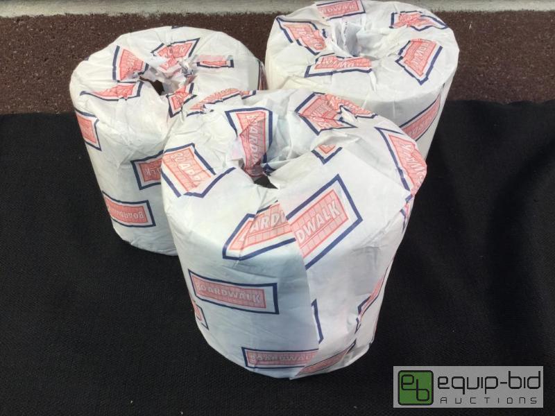 lot 3085 image: Lot of Boardwalk Toilet Paper