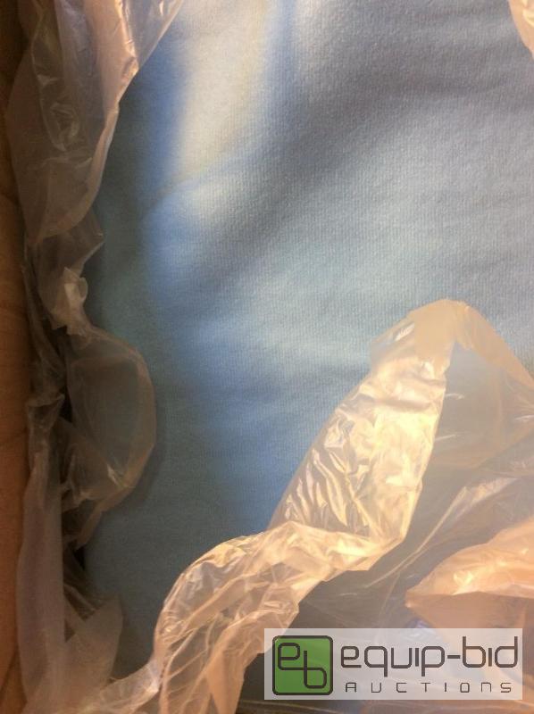 lot 3148 image: Medline Twill Laminated Blue Underpad Barrier...