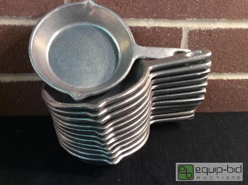 lot 3150 image: Tablecraft&nbspGranite Cast Aluminum Fry Pan...