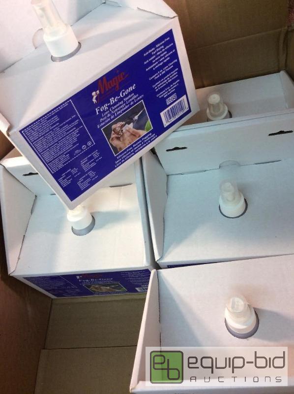 lot 3161 image: Magic Fog Be Gone Lens Cleaning Station  Quan...
