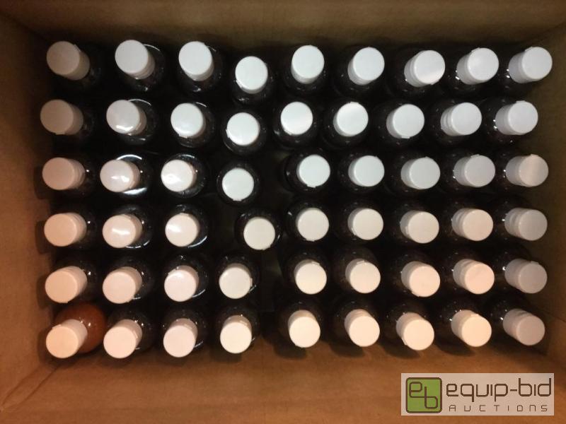 lot 3230 image: Lot of diCesare High Gloss Color Glaze to Enhance Medium-Dark Brown Shades