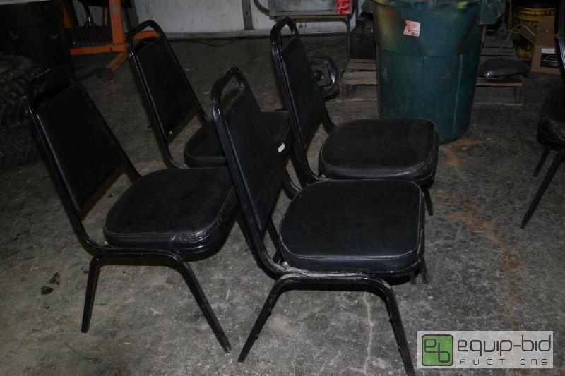 lot 1434 image: Lot includes set of 4 black banquet chairs....