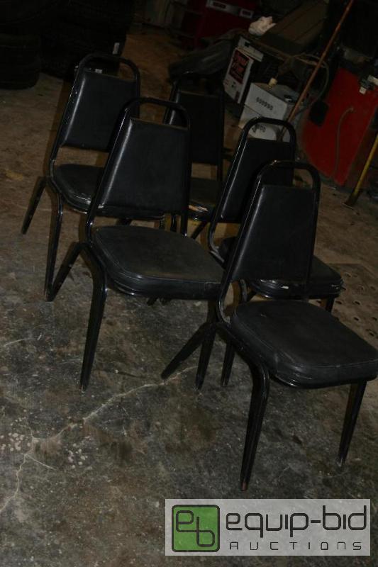lot 1436 image: Lot includes  set of 5 black banquet chairs...