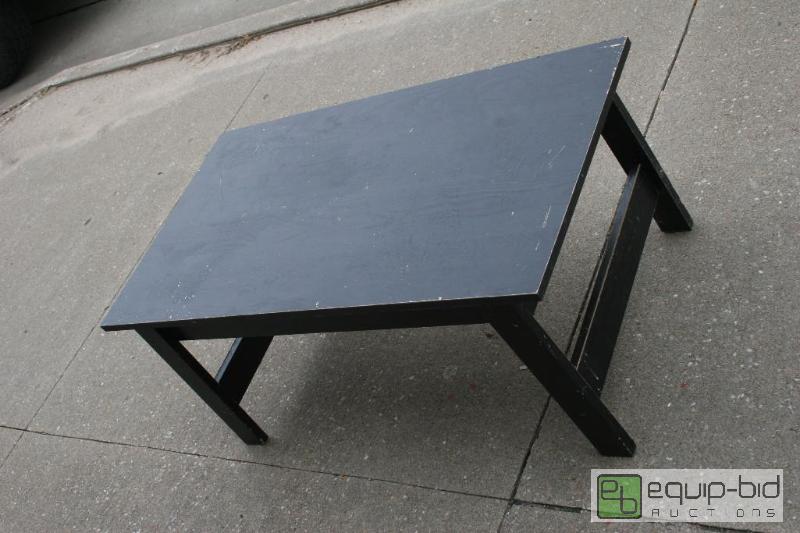 lot 1450 image: Black coffee table 35.5&quot long 19.5&quot...