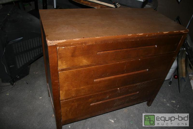 lot 1458 image: 3-drawer dresser 35&quot tall 39.5&quot wid...