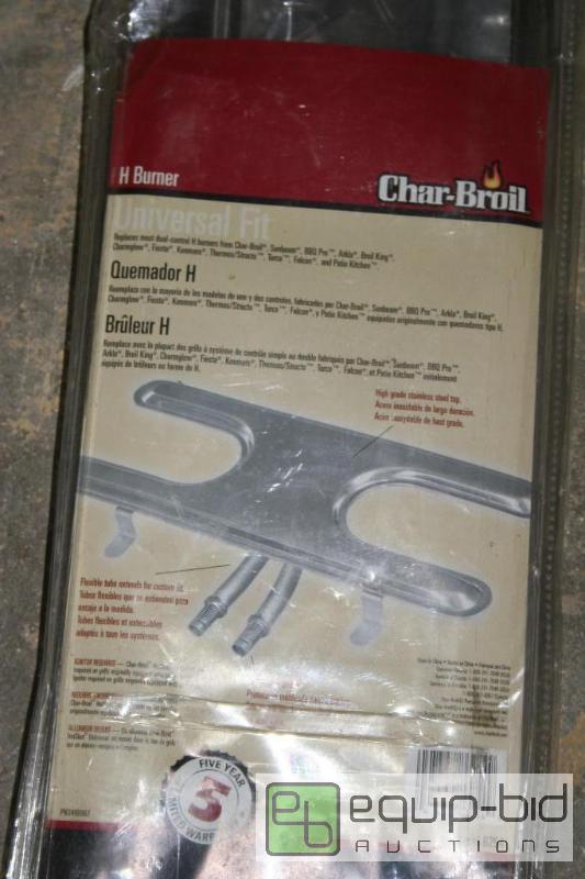 lot 1482 image: Lot includes Char-Broil universal fit, H Bur...