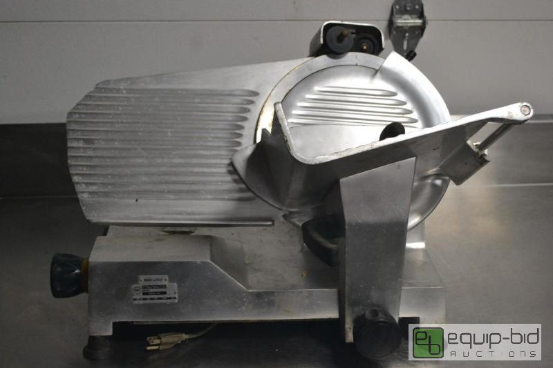 lot 113 image: Berkel Manual SlicerModel #827Serial #9775000...