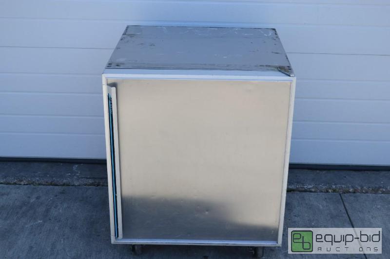 lot 45 image: Silver King Under Counter CoolerModel #SKTTR7...