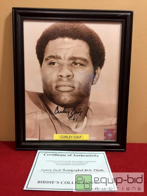 lot 1096 image: CURLY CULP FRAMED AUTHENTIC AUTOGRAPHED 8 X 10 PHOTO WITH COA 1969 CHIEFS SUPERBOWL CHAMP PLAYER