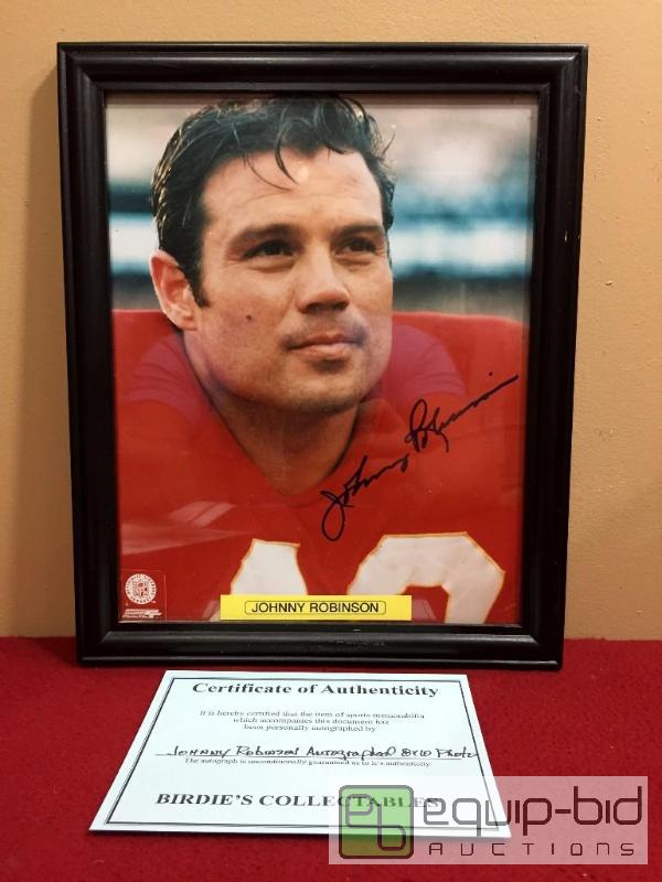 lot 1099 image: JOHNNY ROBINSON FRAMED AUTHENTIC AUTOGRAPHED 8 X 10 PHOTO W COA 1969 CHIEFS SUPERBOWL CHAMP PLAYER