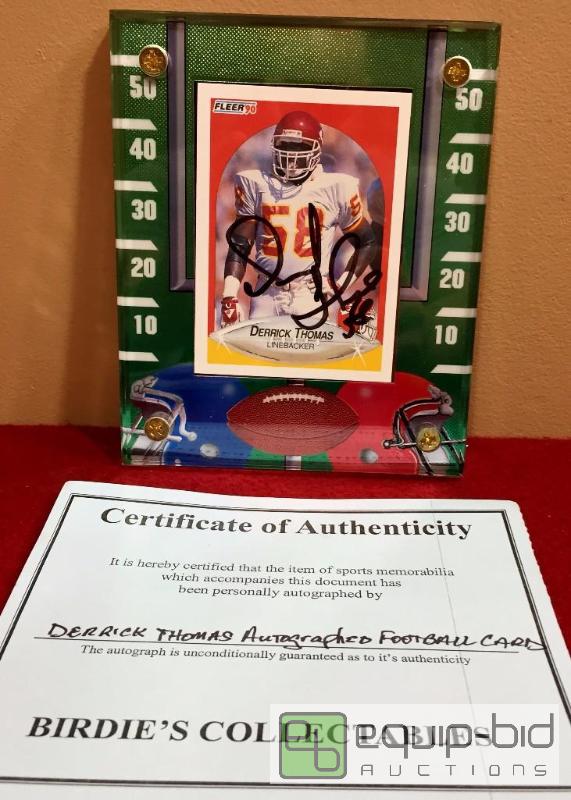 lot 1125 image: DERRICK THOMAS AUTOGRAPHED CARD WITH COA - AMAZING DISPLAY HOLDER